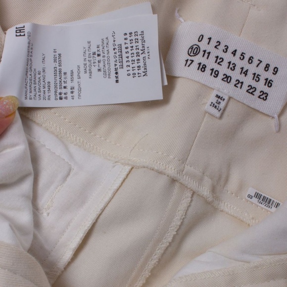 MAISON MARGIELA White Cotton Red Side Stripe High Waisted Pants - Picture 4 of 11